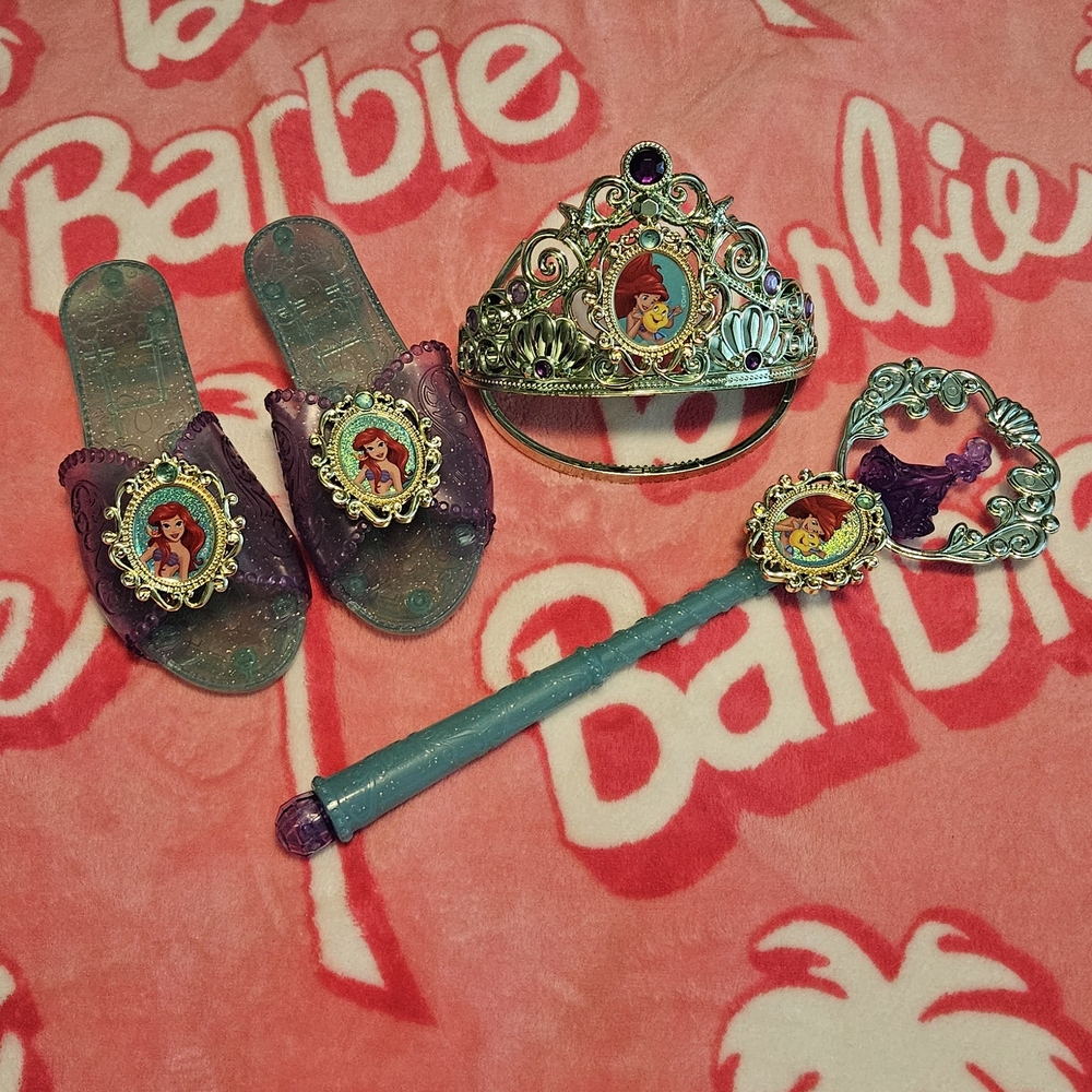 Ariel/Bell Princess Dress-Up Set